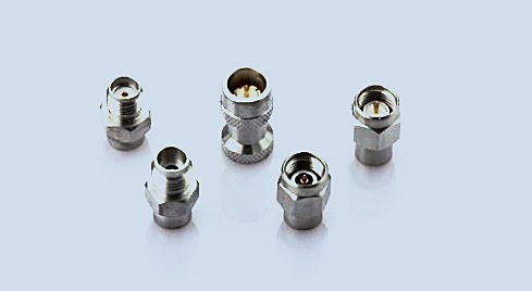 Bulkhead adapter connectors